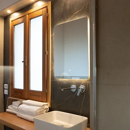 Δωμάτια σε οικογενειακή κατοικία Bentu Boutique